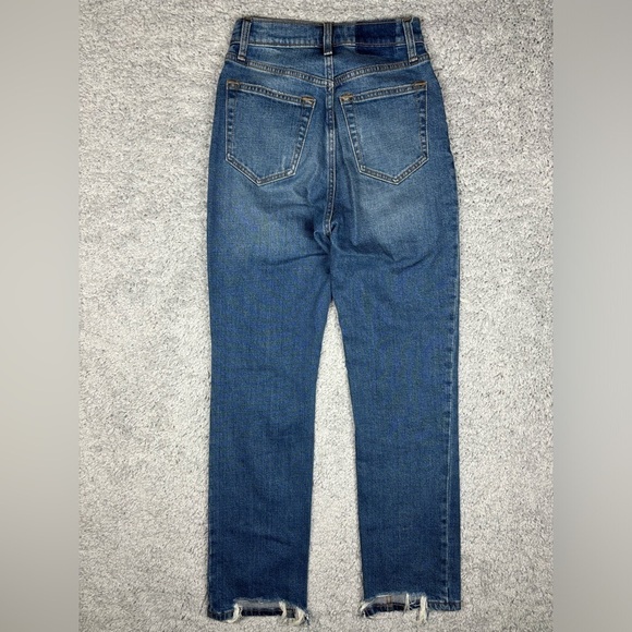 Abercrombie and Fitch Jeans Womens 25 The Ankle Straight Ultra High Rise Holes - Picture 3 of 3